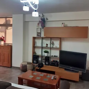 https://apartamento-en-la-playa-torremolinos.hotelsinnerja.org